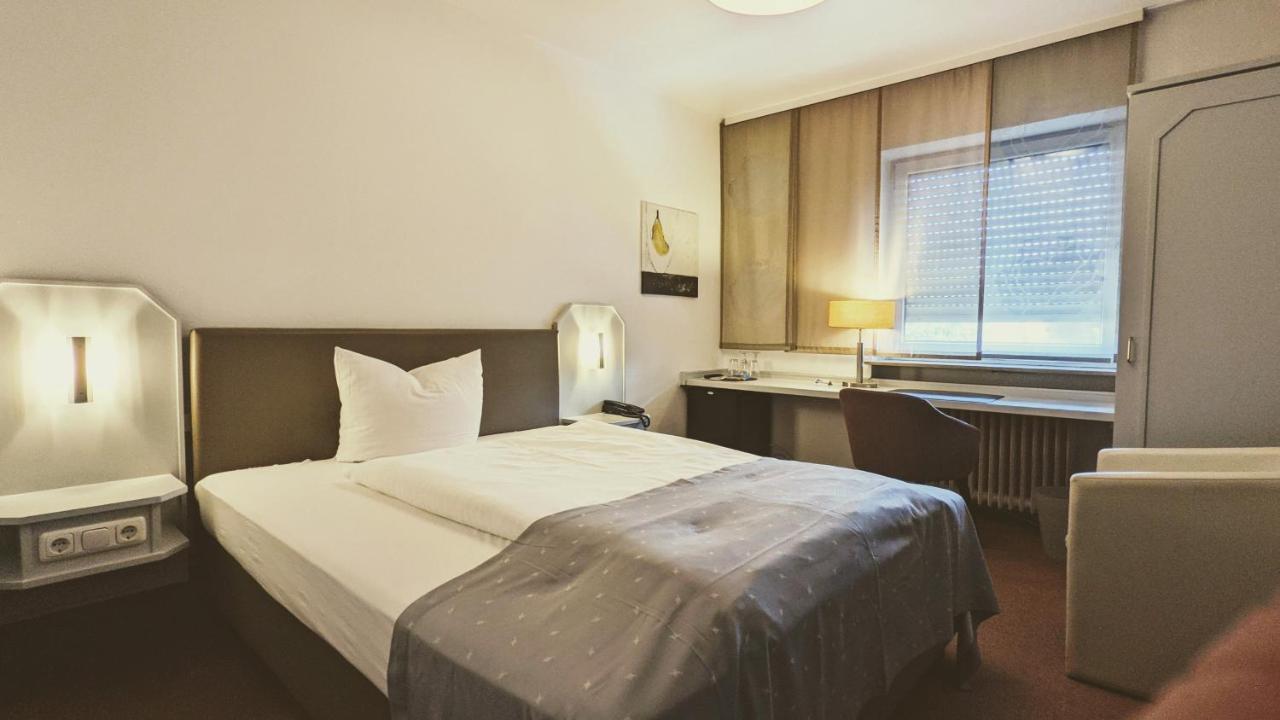 Hotel Rotes Ross Erlangen Extérieur photo