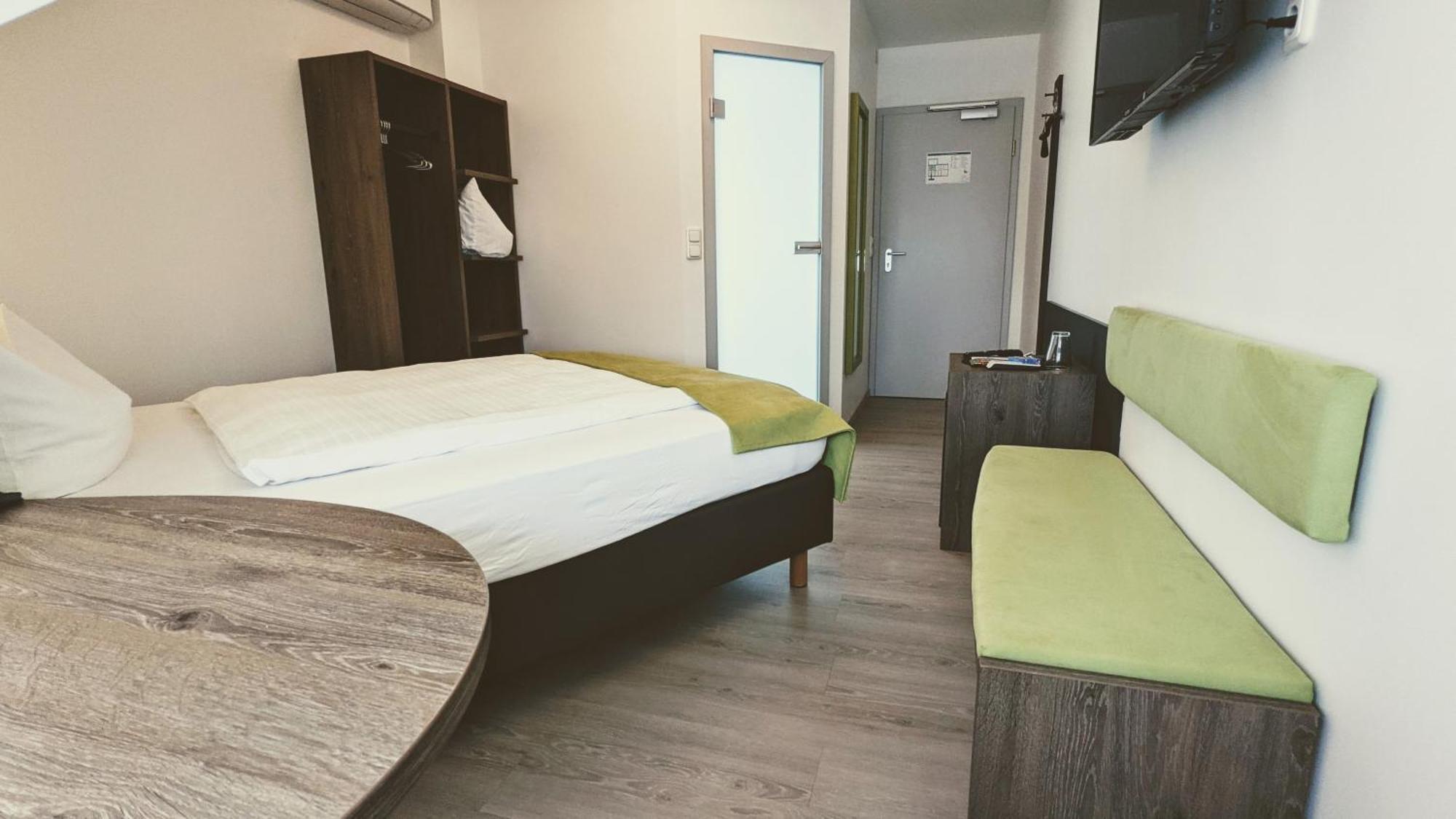 Hotel Rotes Ross Erlangen Extérieur photo